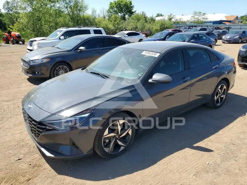 2023 Hyundai Elantra photo