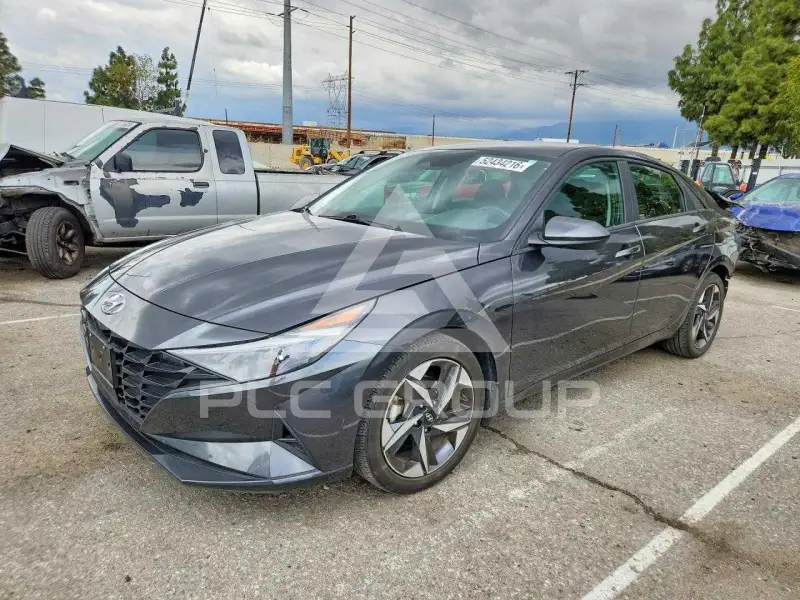 2023 Hyundai Elantra фото