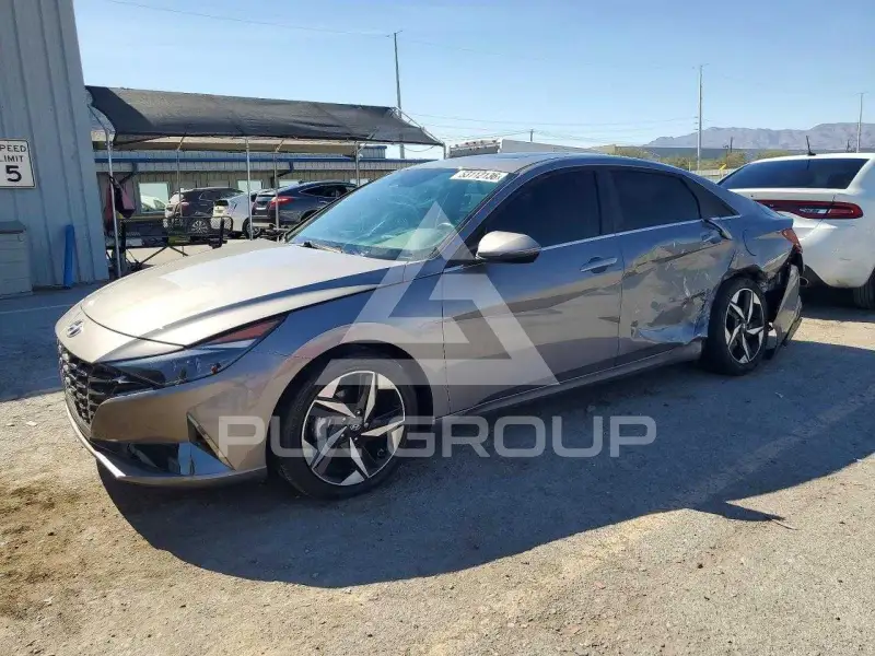 2023 Hyundai Elantra фото