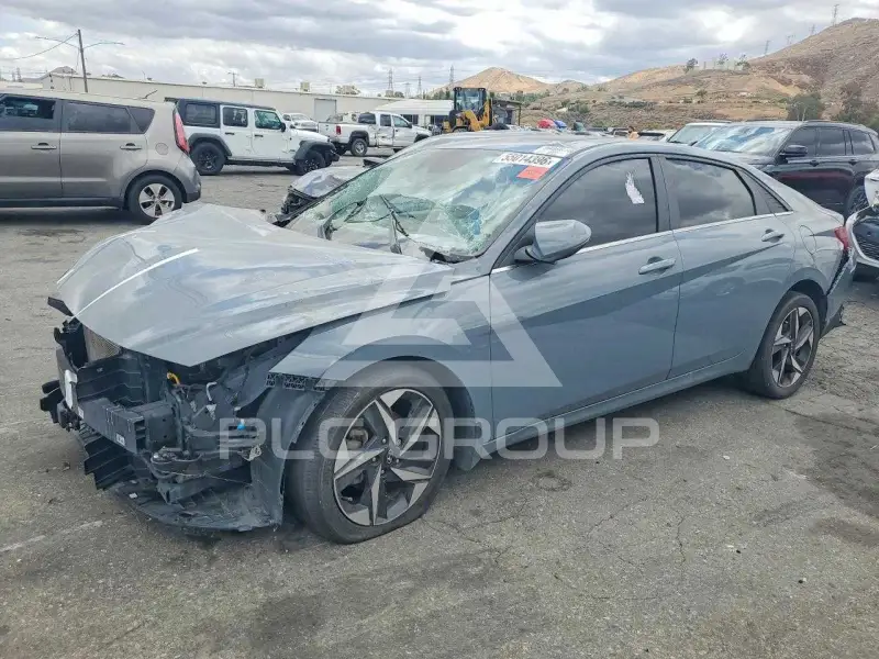 2023 Hyundai Elantra фото