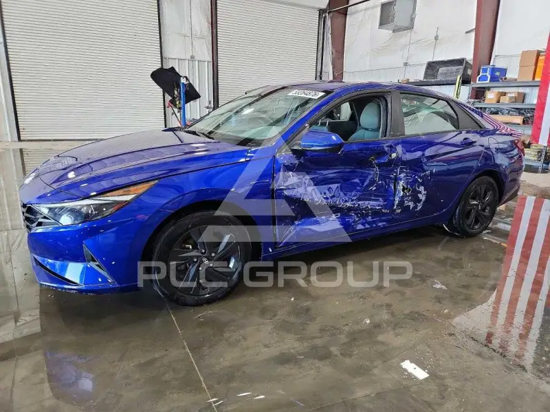 2023 Hyundai Elantra фото