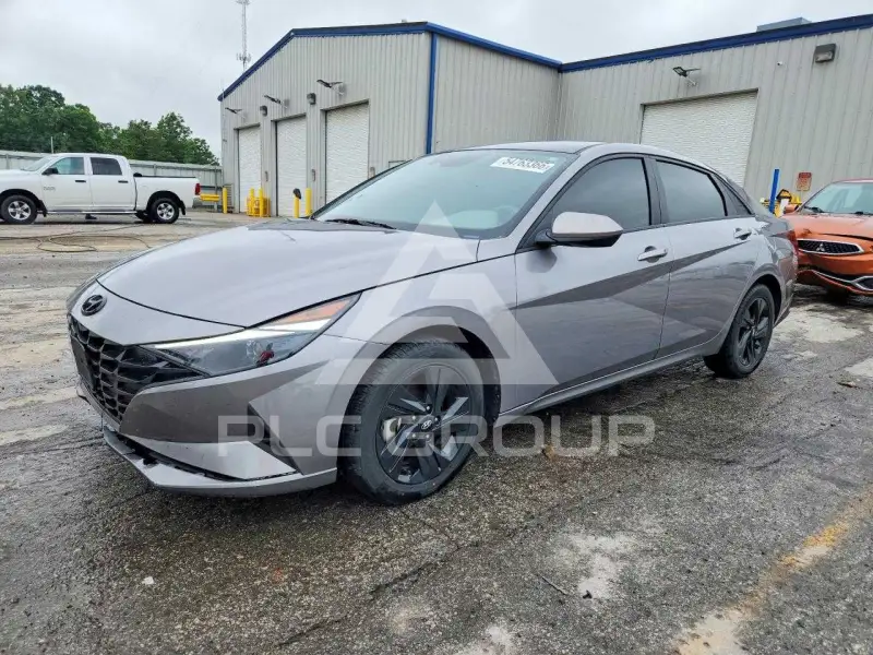 2023 Hyundai Elantra фото