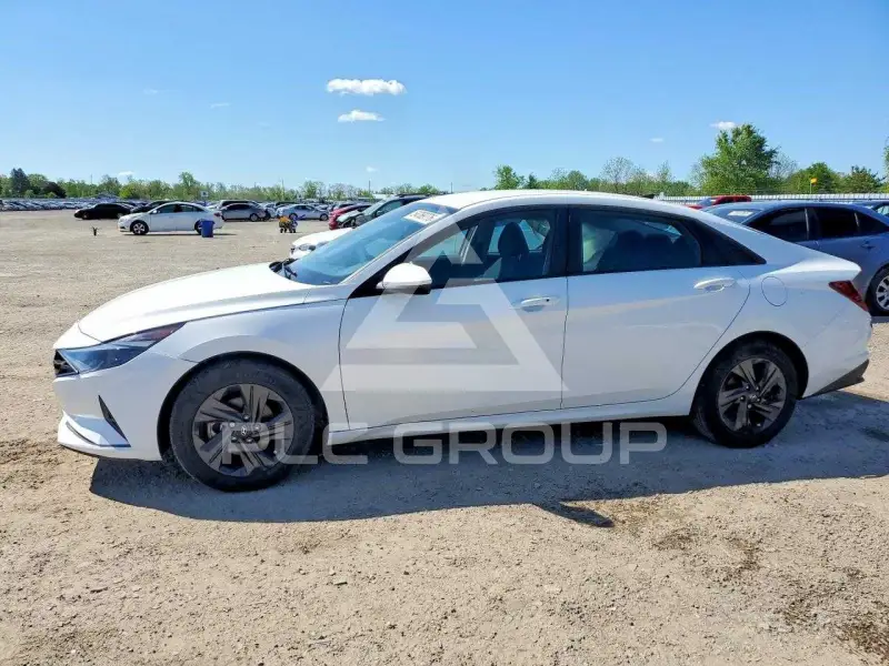 2023 Hyundai Elantra фото