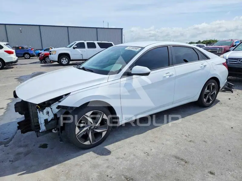 2023 Hyundai Elantra фото