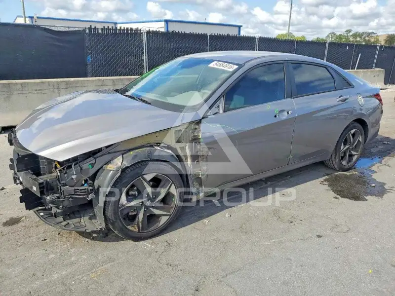 2023 Hyundai Elantra photo