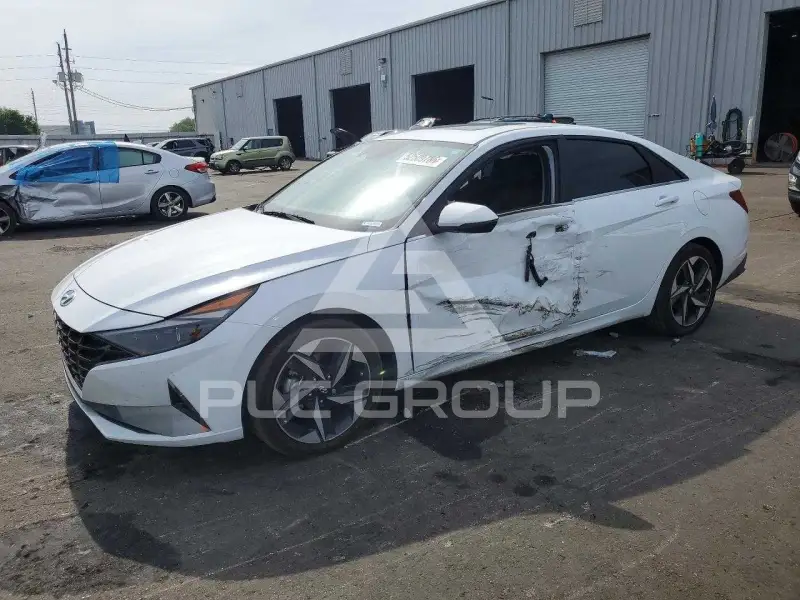 2023 Hyundai Elantra photo