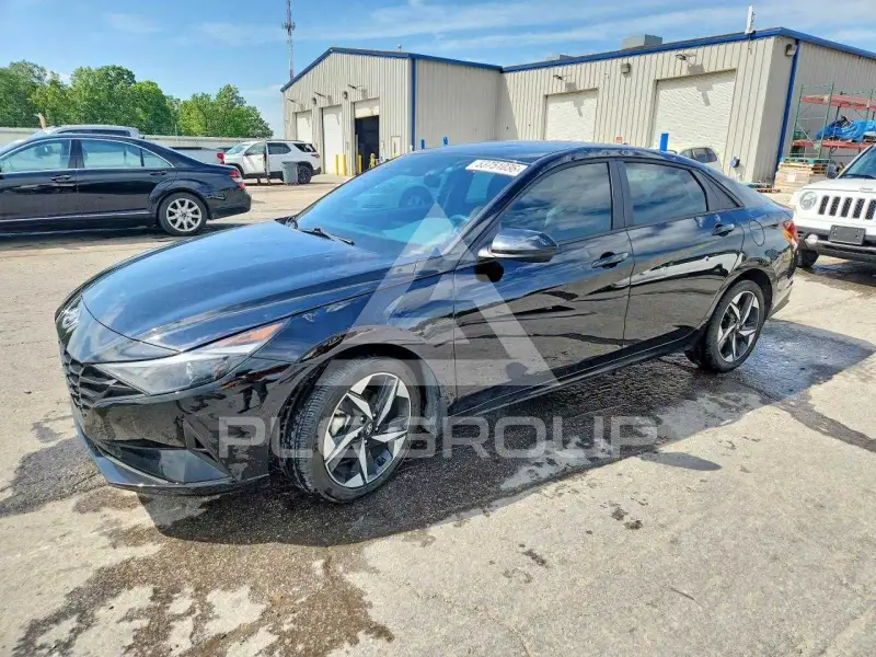 2023 Hyundai Elantra фото