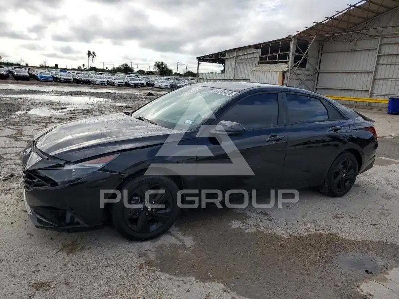 2023 Hyundai Elantra photo