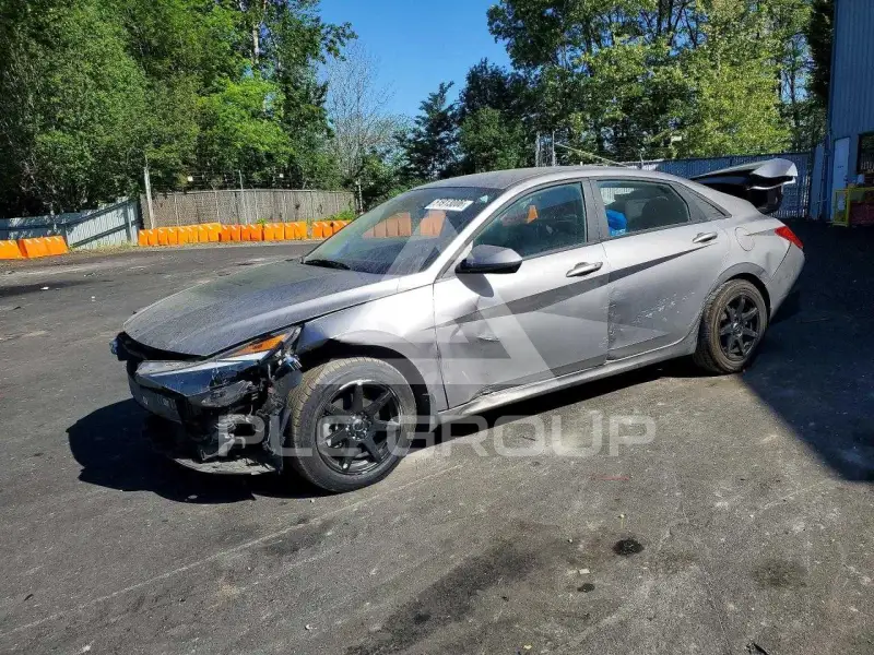 2023 Hyundai Elantra photo