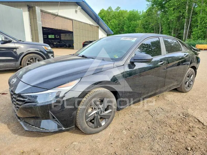 2023 Hyundai Elantra photo