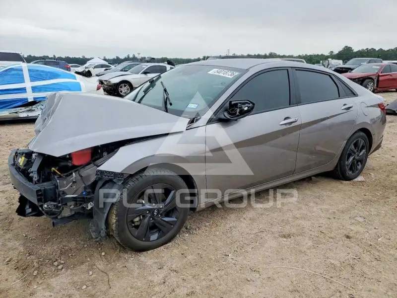 2023 Hyundai Elantra фото