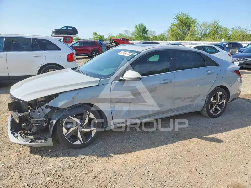 2023 Hyundai Elantra фото