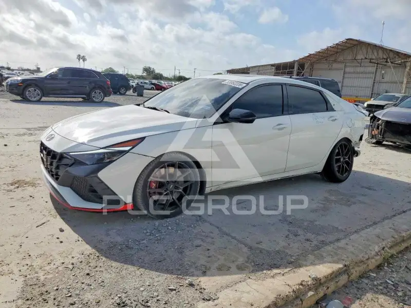 2023 Hyundai Elantra фото