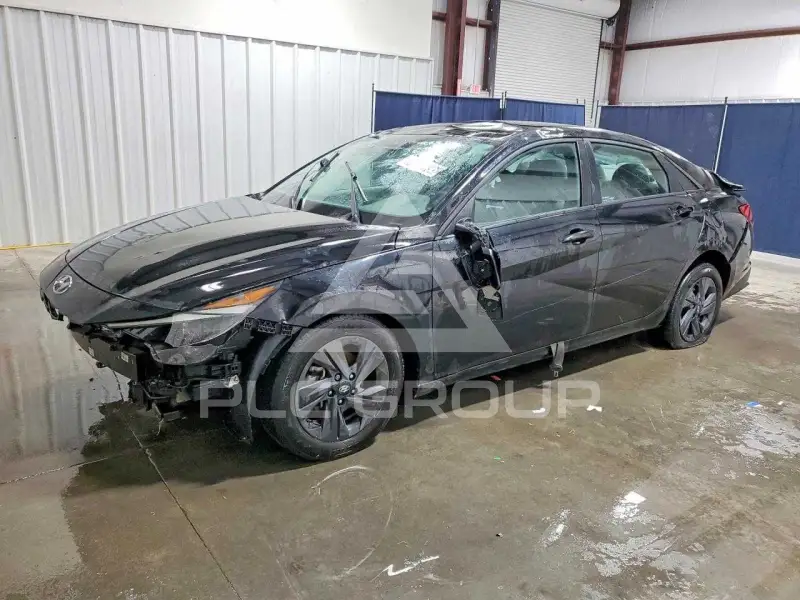 2023 Hyundai Elantra фото