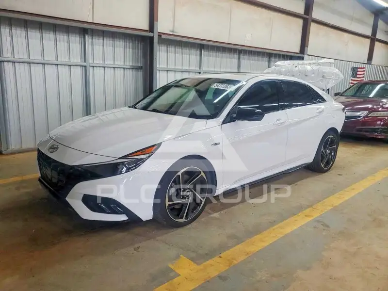 2023 Hyundai Elantra photo