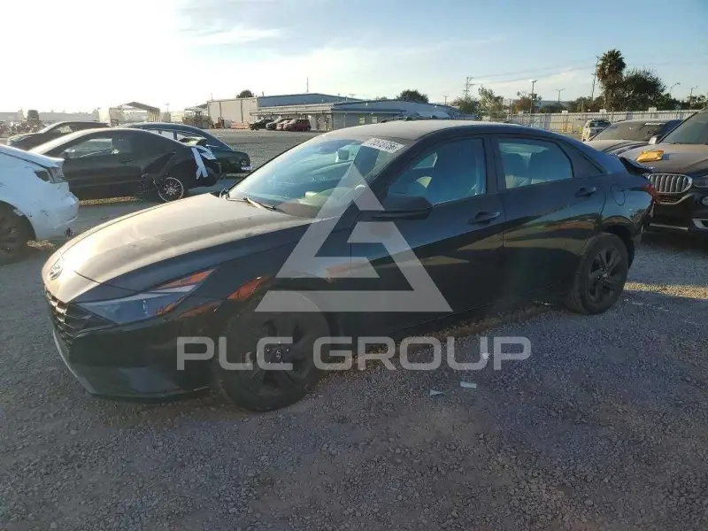 2023 Hyundai Elantra фото