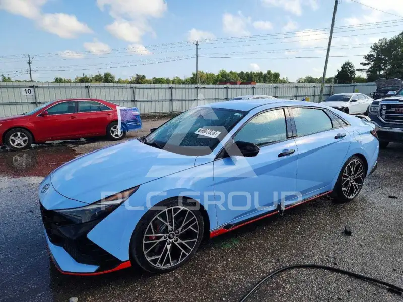 2023 Hyundai Elantra фото