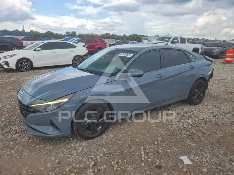 2023 Hyundai Elantra фото
