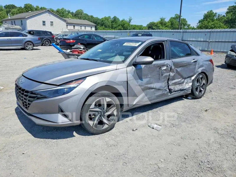 2023 Hyundai Elantra photo