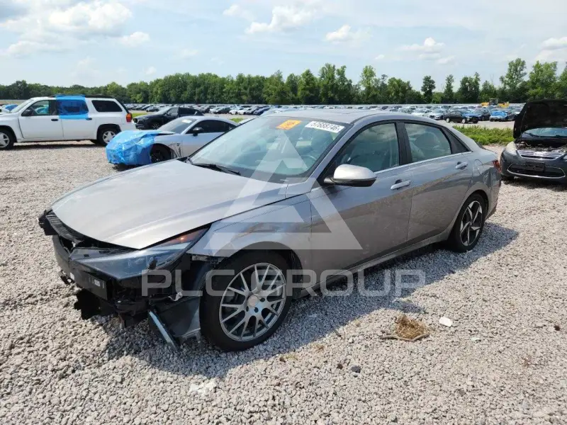 2023 Hyundai Elantra фото
