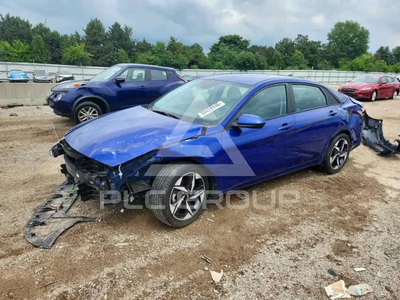 2023 Hyundai Elantra фото