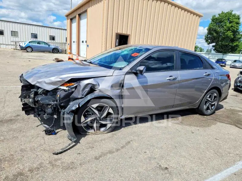 2023 Hyundai Elantra фото