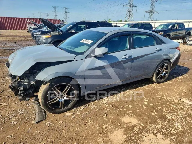 2023 Hyundai Elantra photo