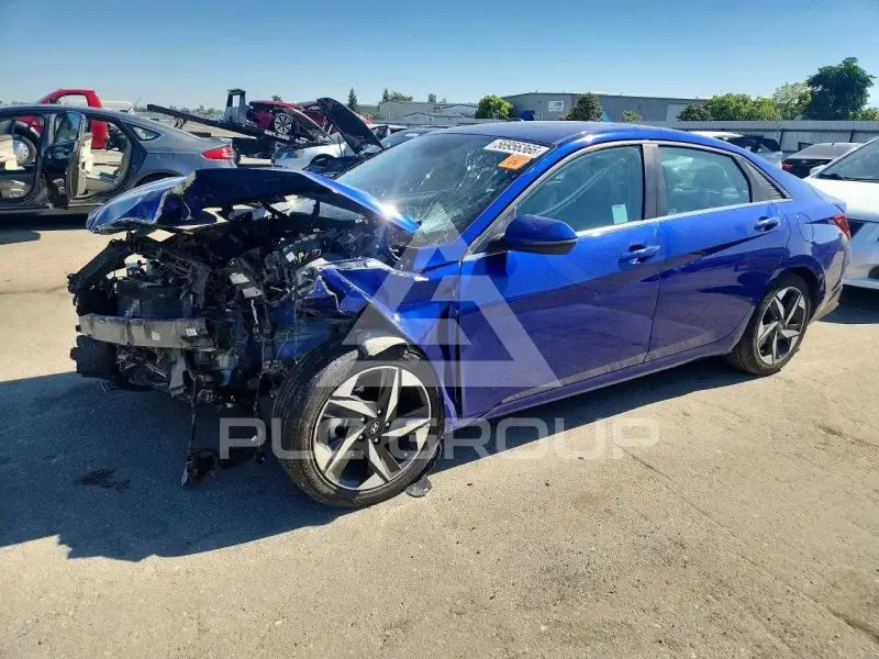 2023 Hyundai Elantra фото