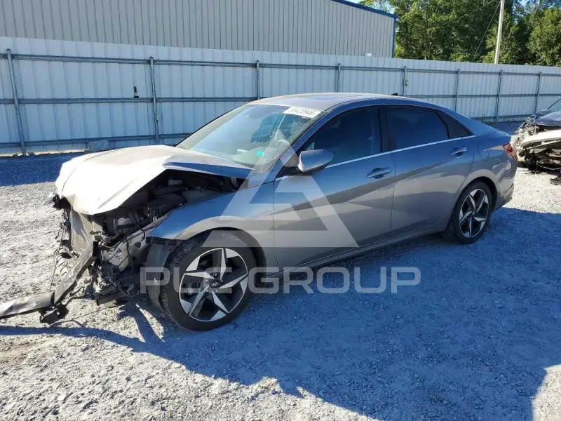 2023 Hyundai Elantra фото