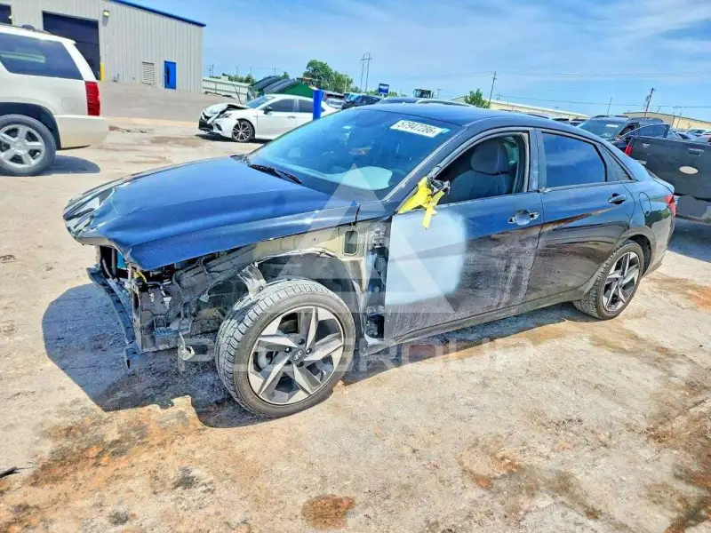 2023 Hyundai Elantra фото
