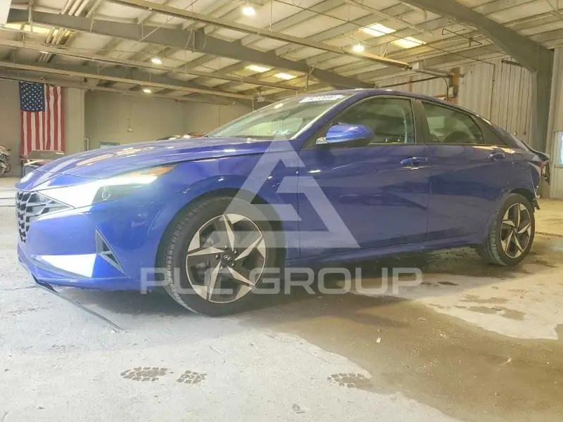 2023 Hyundai Elantra фото