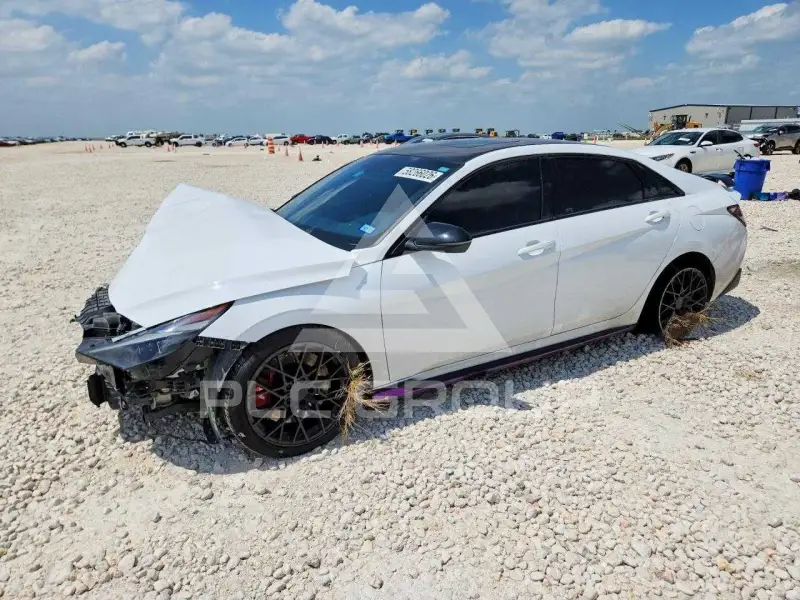 2023 Hyundai Elantra фото