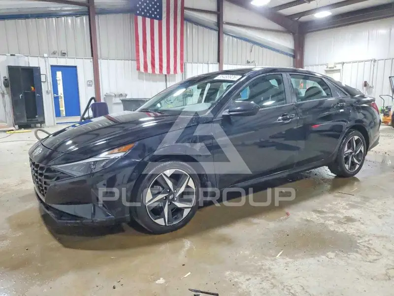 2023 Hyundai Elantra photo