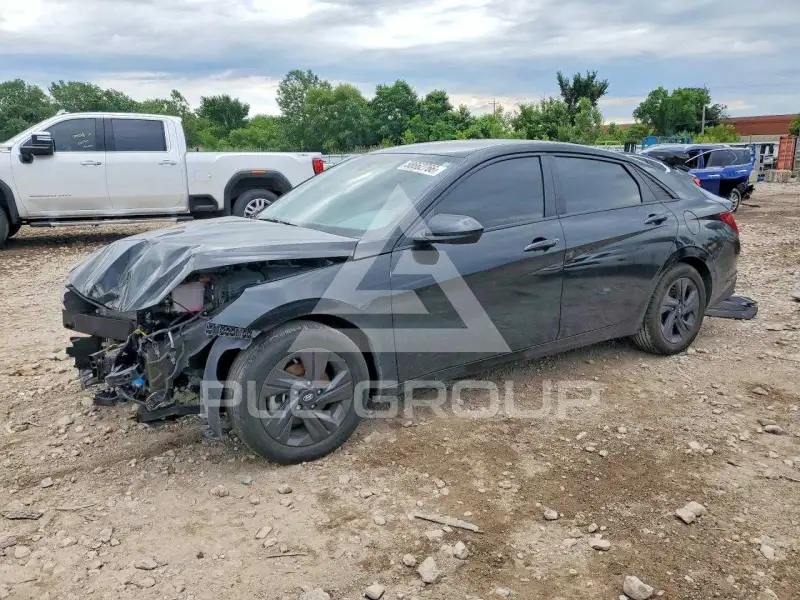 2023 Hyundai Elantra photo