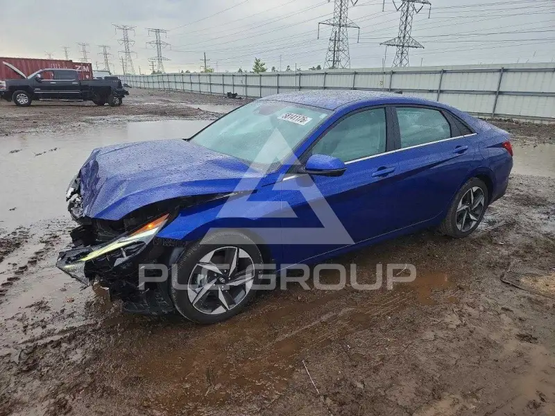 2023 Hyundai Elantra photo