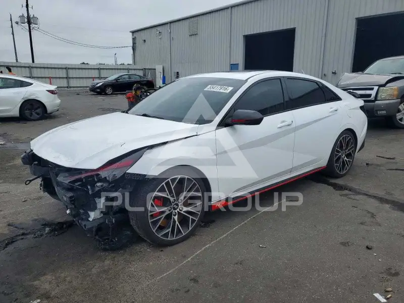2023 Hyundai Elantra photo