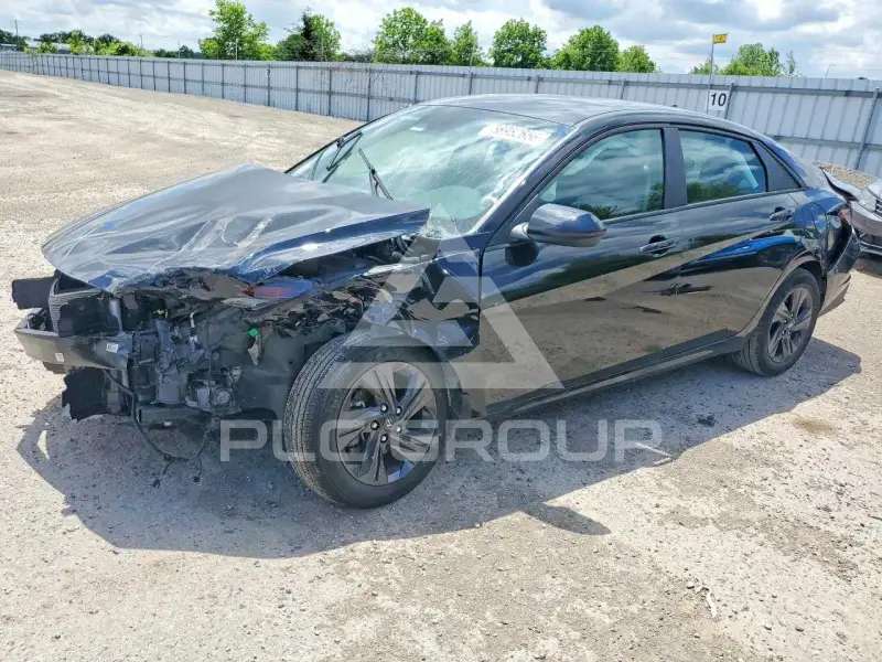 2023 Hyundai Elantra фото