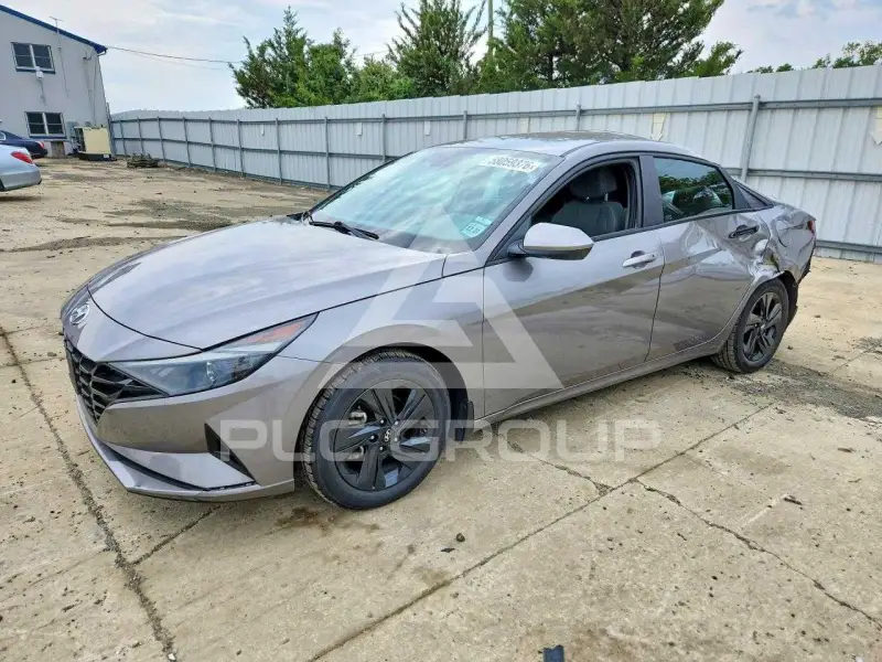 2023 Hyundai Elantra photo