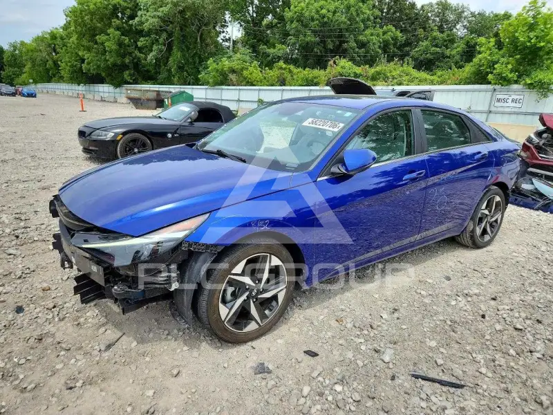 2023 Hyundai Elantra фото