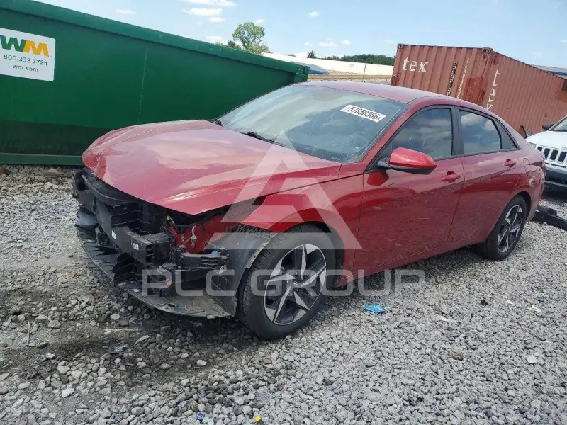 2023 Hyundai Elantra photo