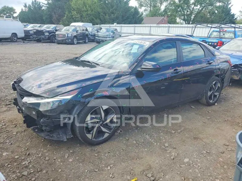 2023 Hyundai Elantra фото