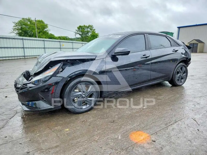 2023 Hyundai Elantra photo