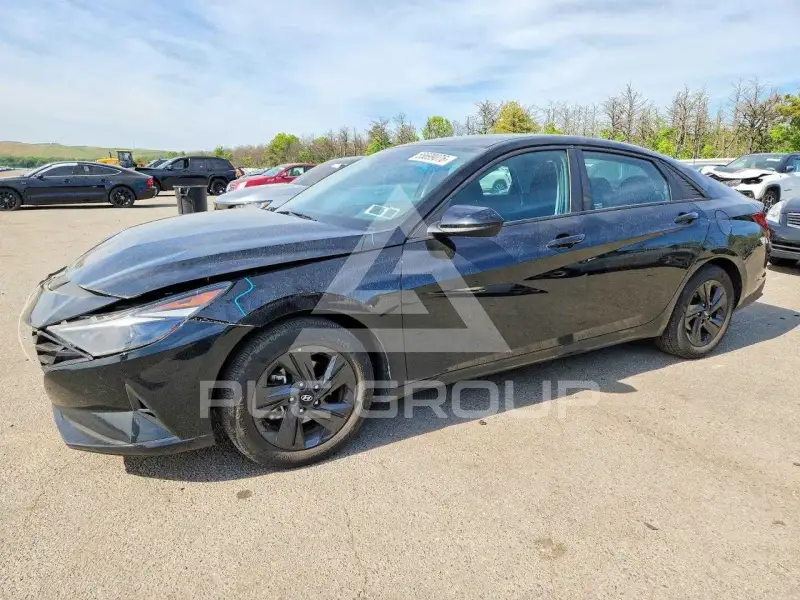 2023 Hyundai Elantra фото