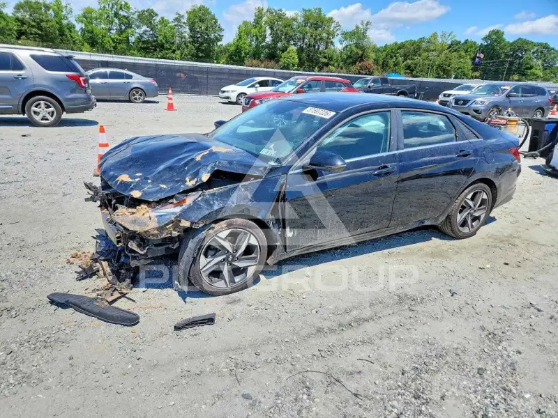 2023 Hyundai Elantra фото