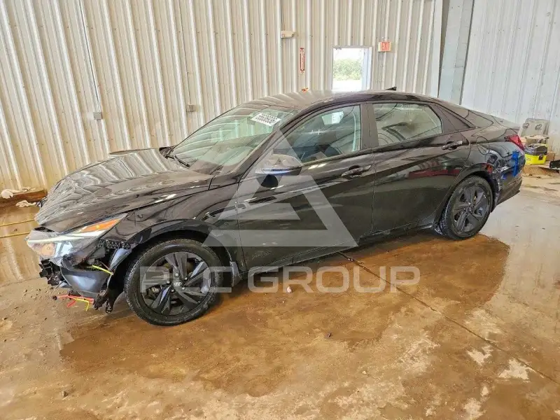 2023 Hyundai Elantra фото