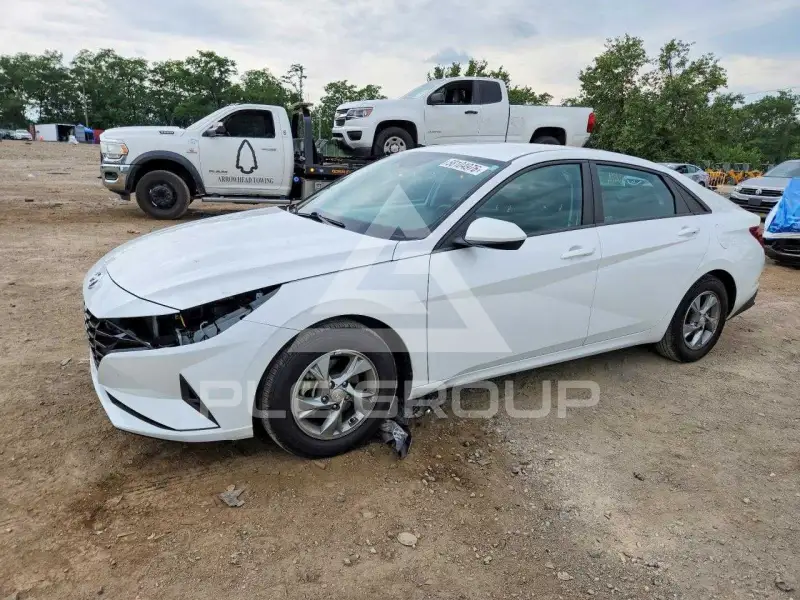 2023 Hyundai Elantra фото