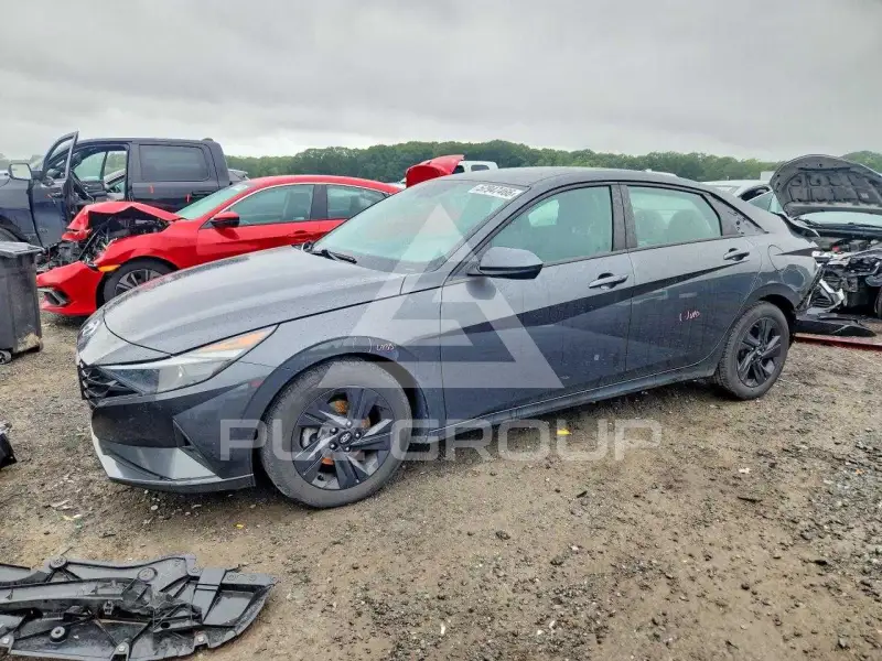 2023 Hyundai Elantra фото