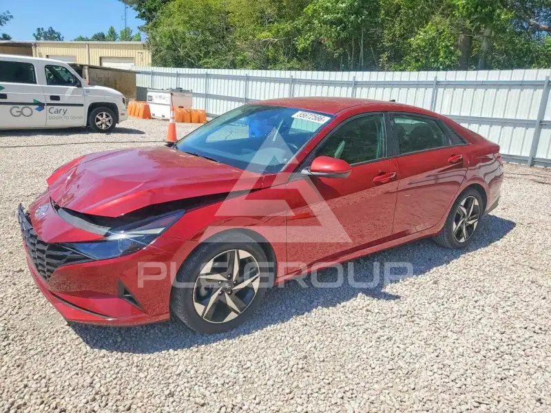 2023 Hyundai Elantra photo