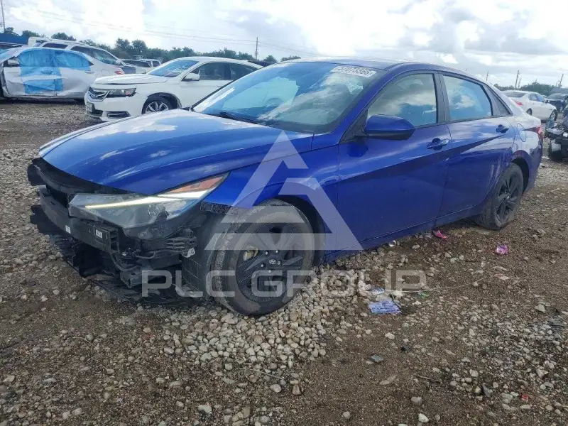 2023 Hyundai Elantra photo