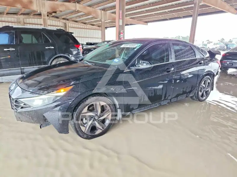 2023 Hyundai Elantra photo
